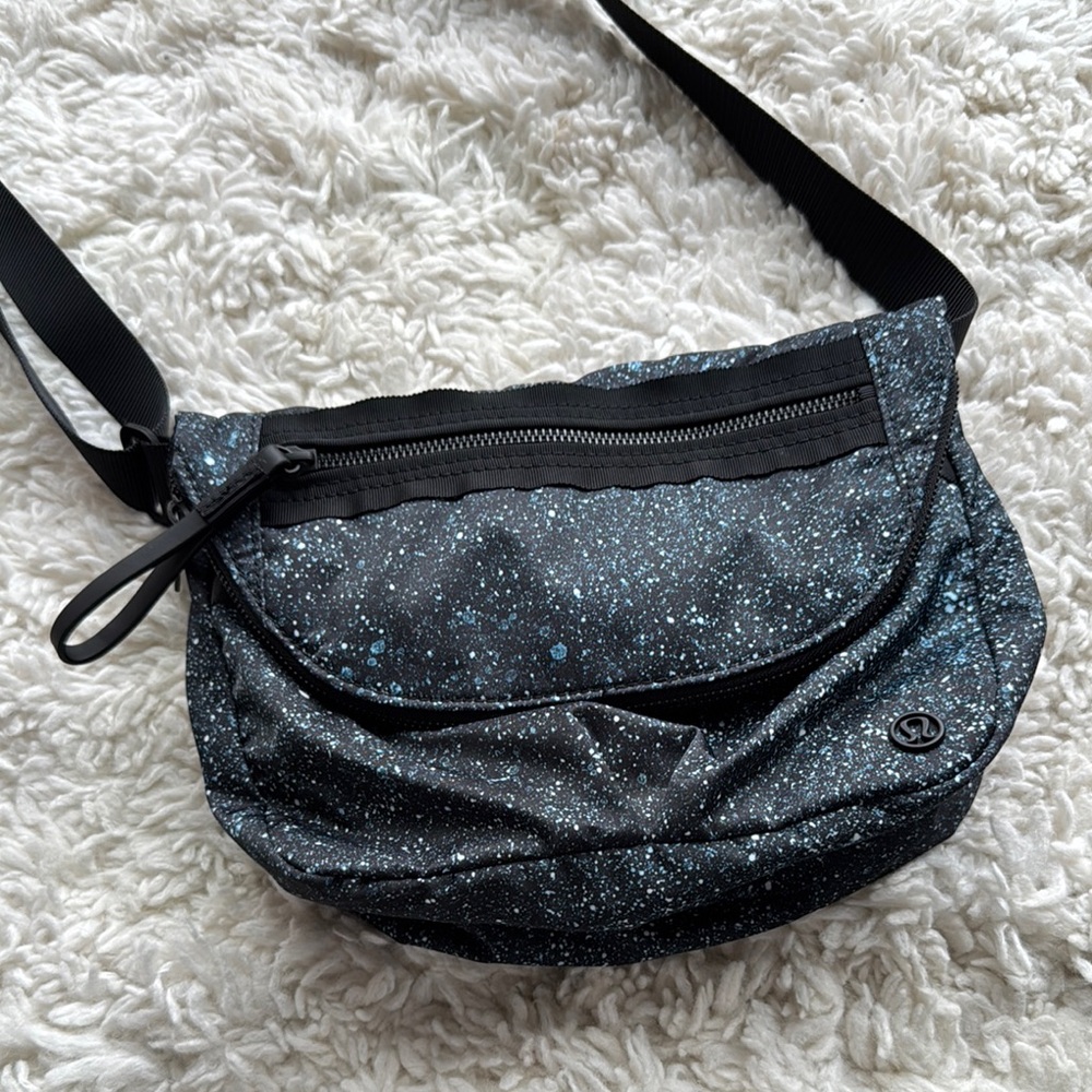 Lululemon Festival Bag